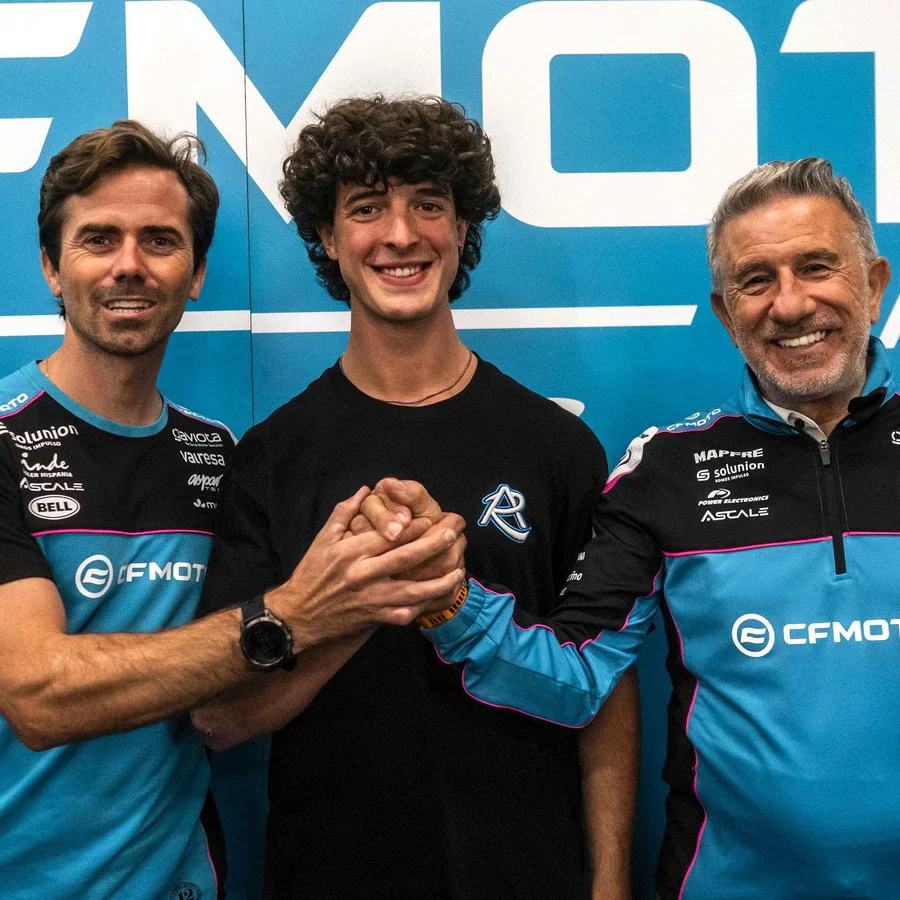 Nicolo Bulega back on Ducati’s 2027 MotoGP prototype at Misano - Ilustración 3