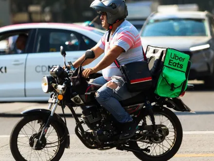Proponen prohibir Uber y DiDi Moto en la CDMX - Ilustración 1