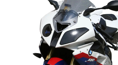 Hace 17 años BMW creó una moto deportiva bizca. Todos se rieron de ella, pero el tiempo ha demostrado que llevaban razón - Ilustración 2