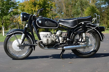 Steve Jobs aparcaba su BMW dentro de la sede de Apple. Es la moto que inspiró el Mac - Ilustración 2