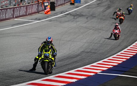 ¡Histórico! Pedro Acosta gana su primera carrera de MotoGP y rompe la sequía de KTM que duraba cuatro años - Ilustración 2