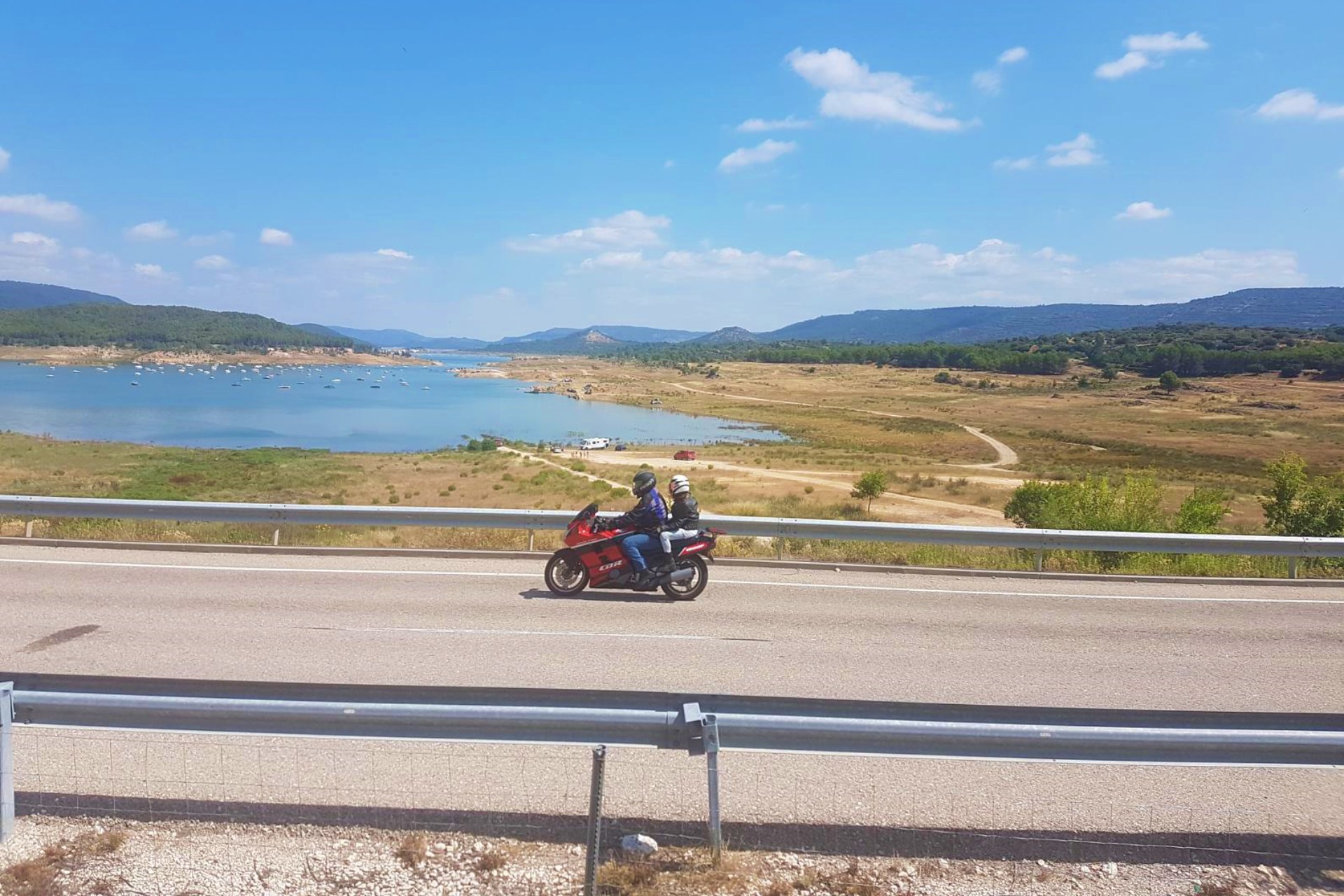 Las mejores zonas de España para perderse en moto un fin de semana - Ilustración 2