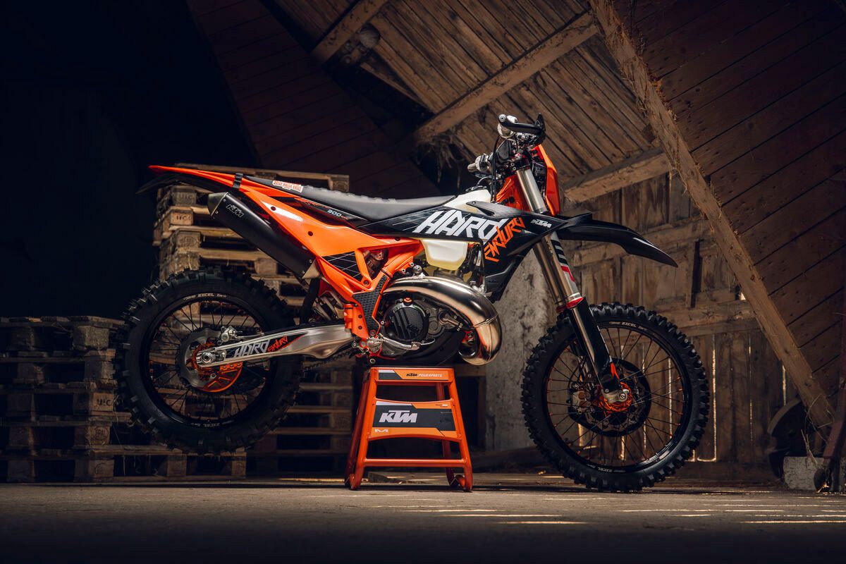 KTM prepara una 300 EXC 2027 para el Hard Enduro: todo esto lleva de serie - Ilustración 2
