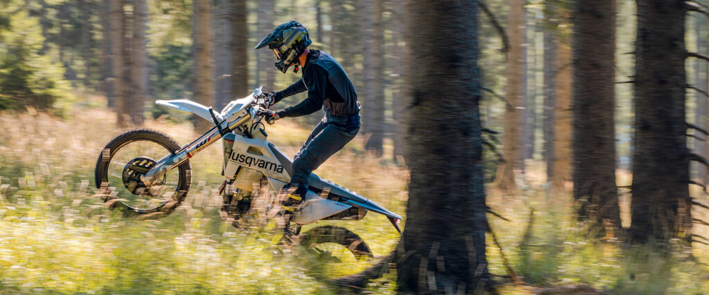 Husqvarna presenta sus nuevas máquinas Pro de Enduro 2027 - Ilustración 3