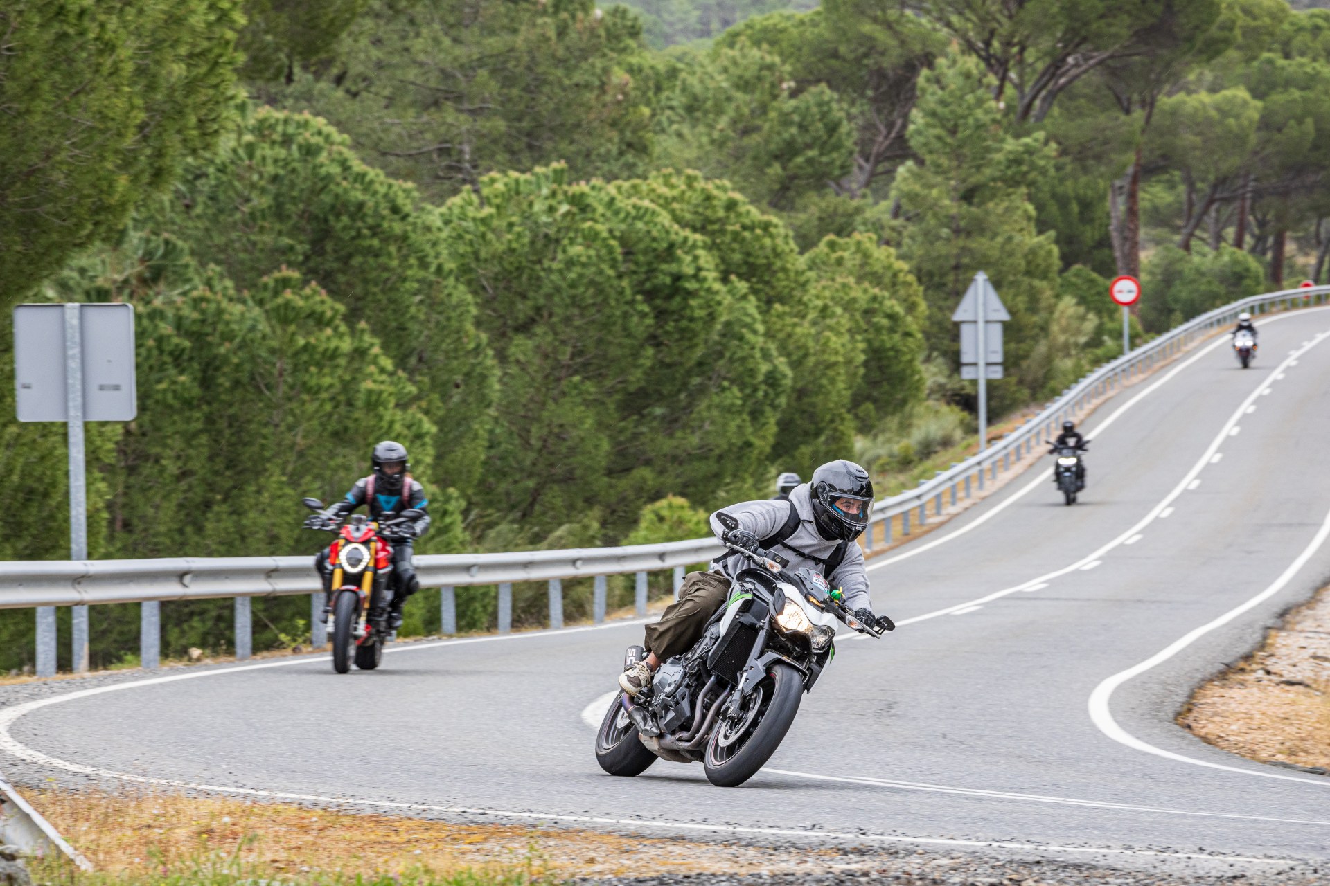 Mototurismo con causa: cómo rodar en dos ruedas puede reactivar comunidades rurales tras los incendios - Ilustración 2