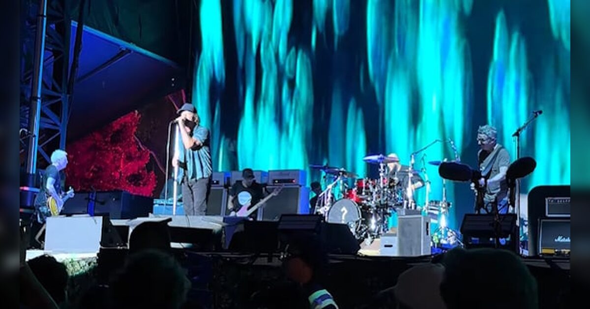 Pearl Jam sorprende en Ohana Festival con Abe Laboriel Jr.