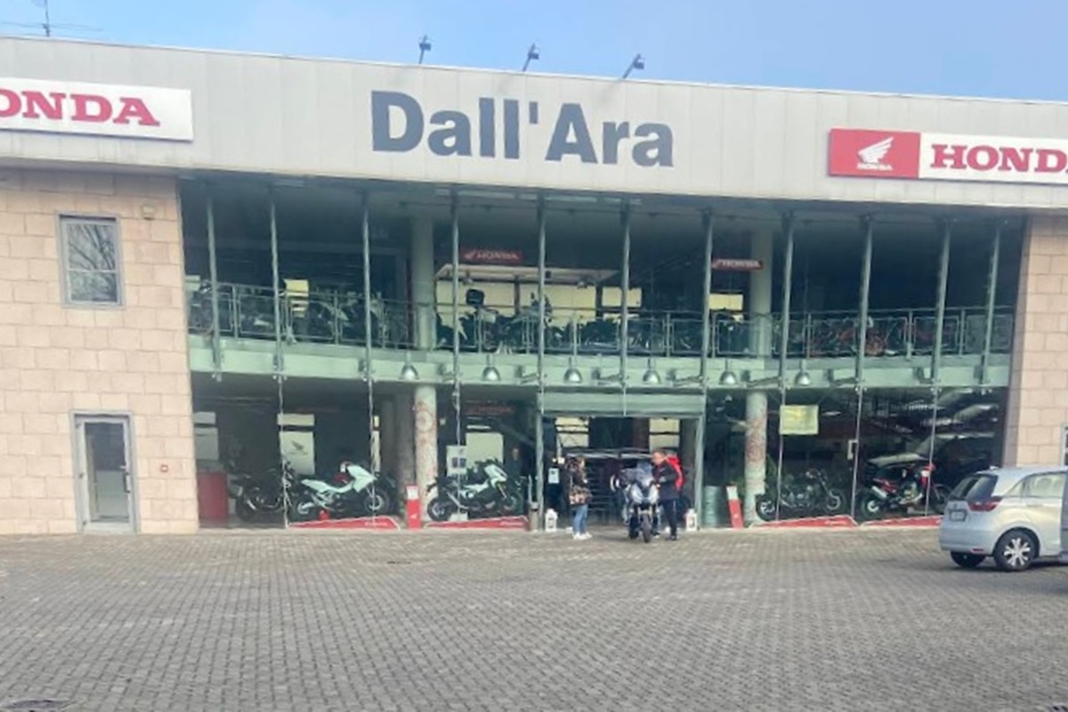 Fallece Sandro Dall’Ara, ex piloto de enduro y conocido empresario italiano del sector de la moto - Ilustración 3