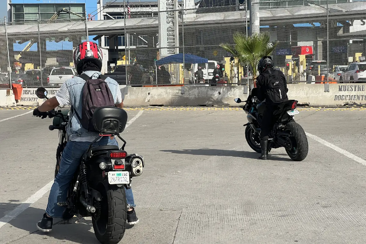 Garita de San Ysidro: nuevo carril para motos satura el cruce fronterizo | Grupo Animal - Ilustración 1