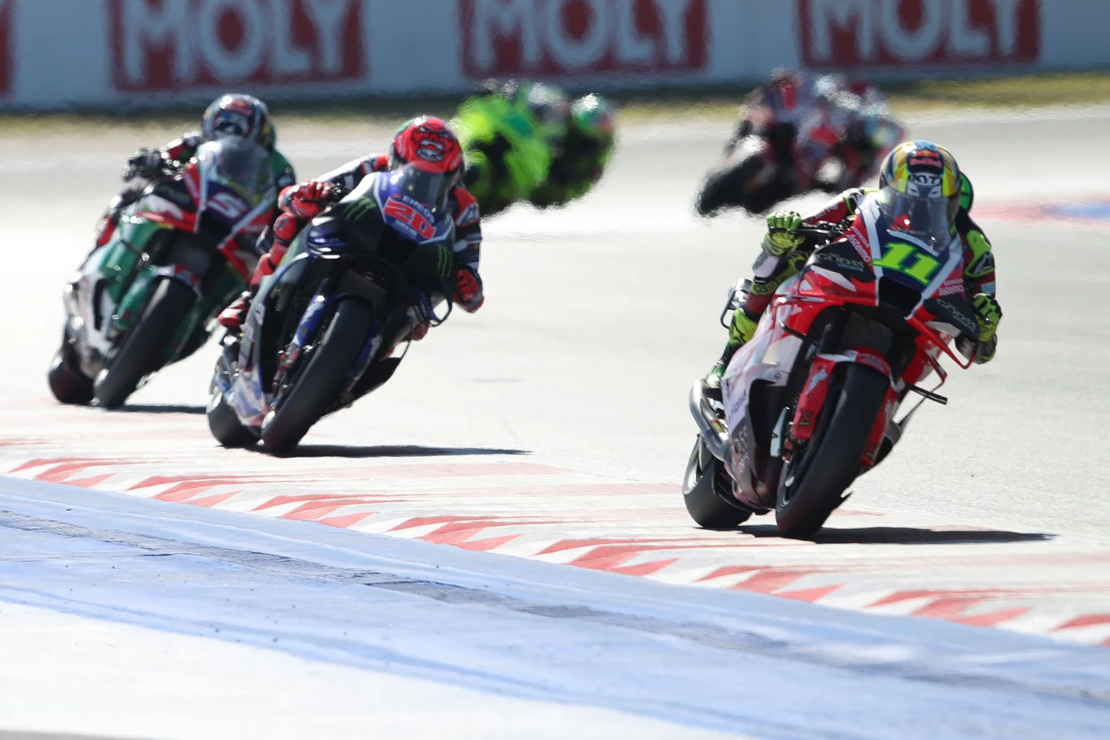 Diogo Moreira frustrado por la caída de Misano en MotoGP después de un avance clave - Ilustración 3