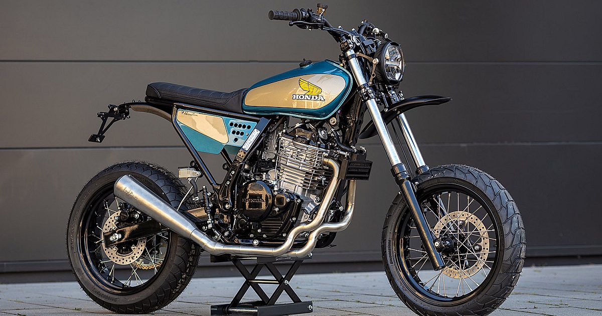 Construcción de Supermoto Honda NX650 de HB-Custom