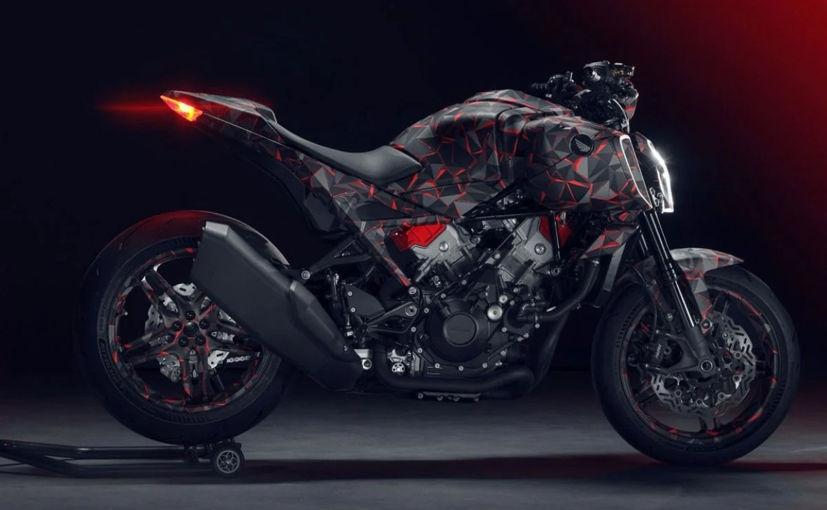 Honda patenta un motor V3 de 900 cc con compresor eléctrico: una bestia que no existe en ninguna moto del mundo