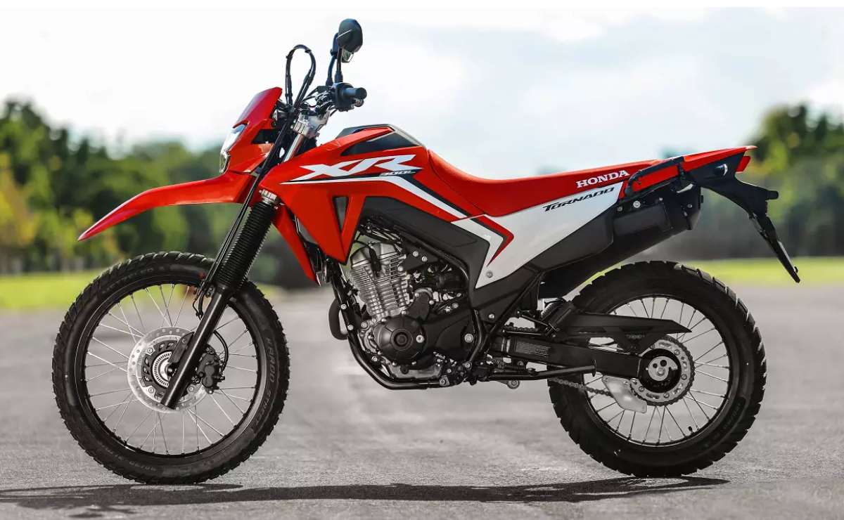 Honda XR300L Tornado: lo bueno, lo malo y lo que no aparece en la ficha técnica