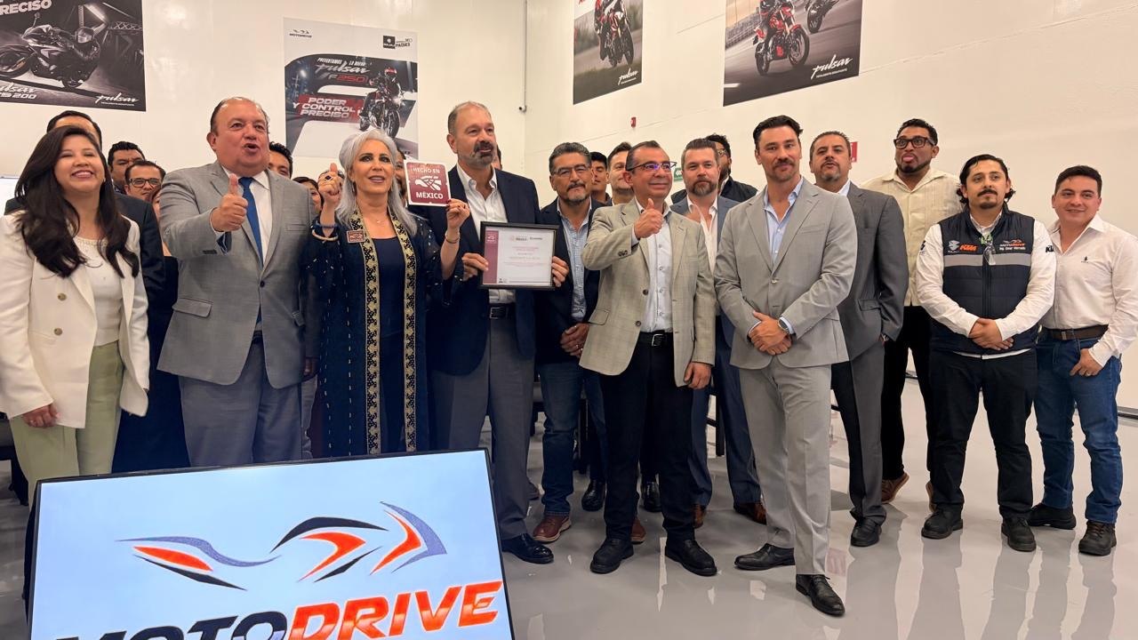 MotoDrive recibe el distintivo “Hecho en México” para la producción de motocicletas Bajaj