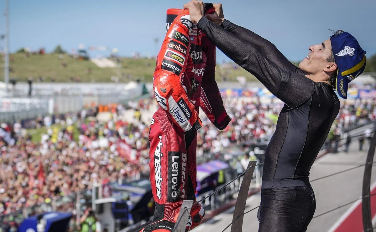 Márquez remonta en Misano, hunde a Bezzecchi y le saca el aire al título de MotoGP - Ilustración 1