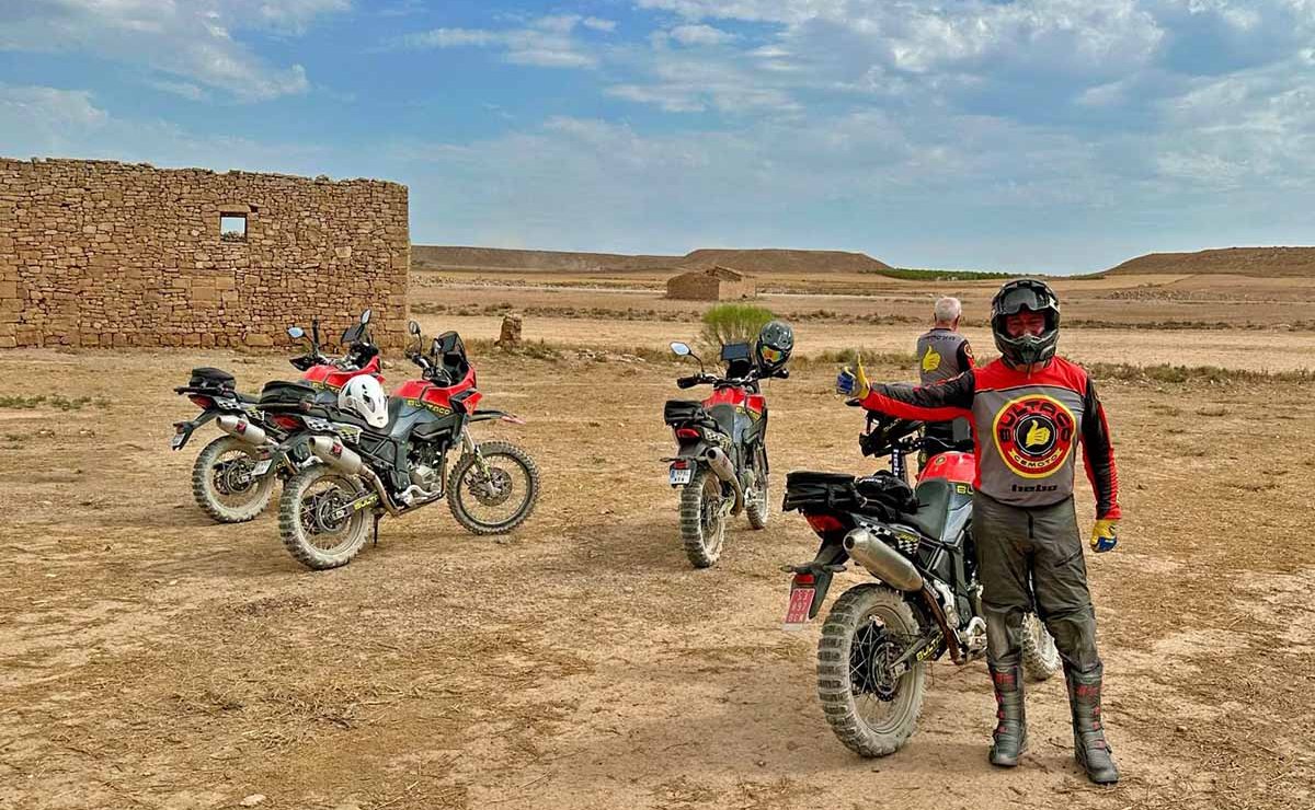 Esta nueva moto trail de 300 cc se prepara para un doble desafío: un rally y la llegada al mercado - Ilustración 3