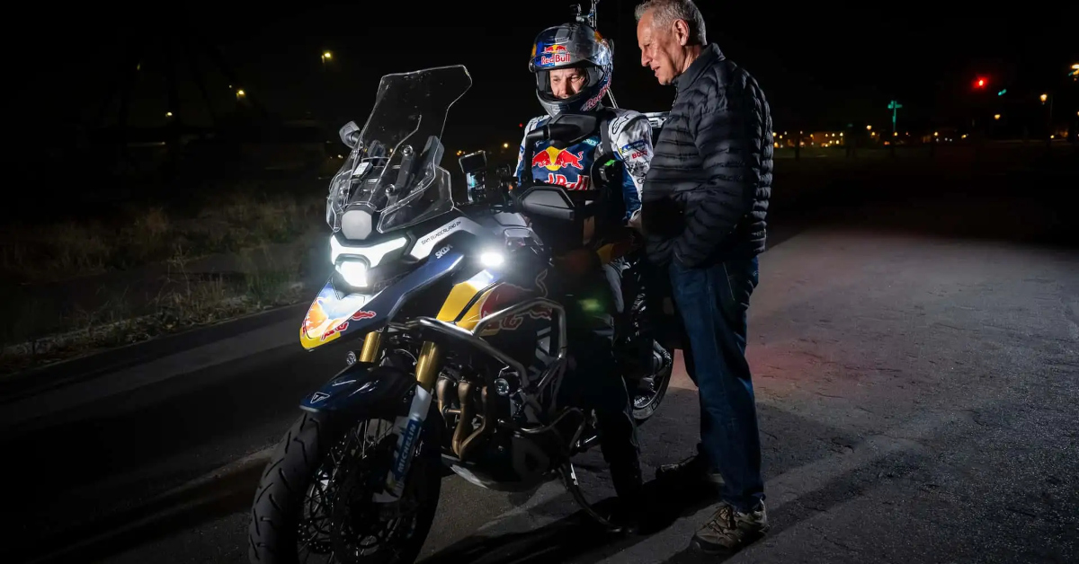 Sam Sunderland desafía el récord de la vuelta al mundo en moto con una nueva Triumph Tiger 1200 - Ilustración 1