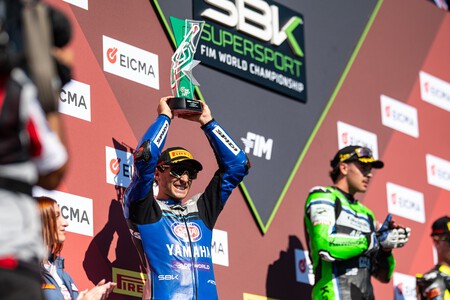 China tienta a Albert Arenas. Tiene una oferta para subir a Superbikes con la marca china que lo peta en Supersport - Ilustración 2