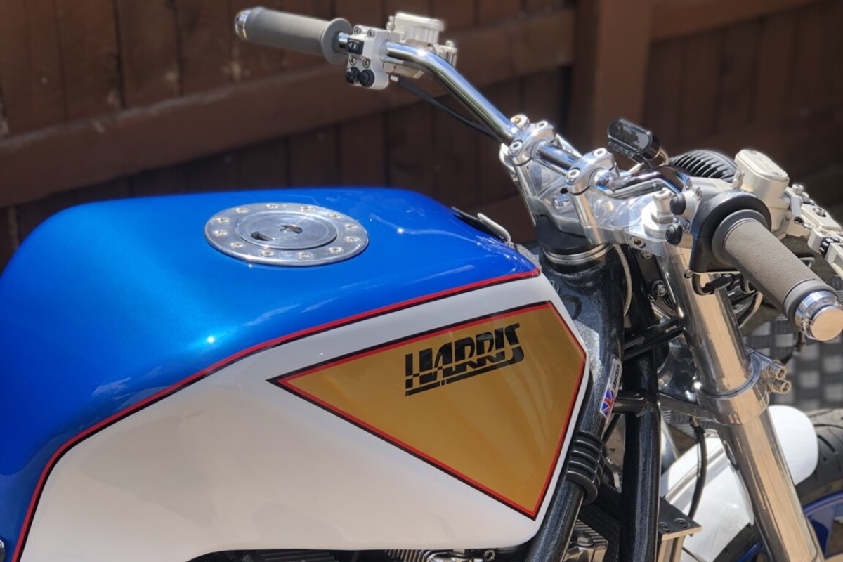 Esta Harris 77 es una brutal streetfighter con motor Suzuki GSX-R1100, 130 CV y componentes de lujo - Ilustración 2