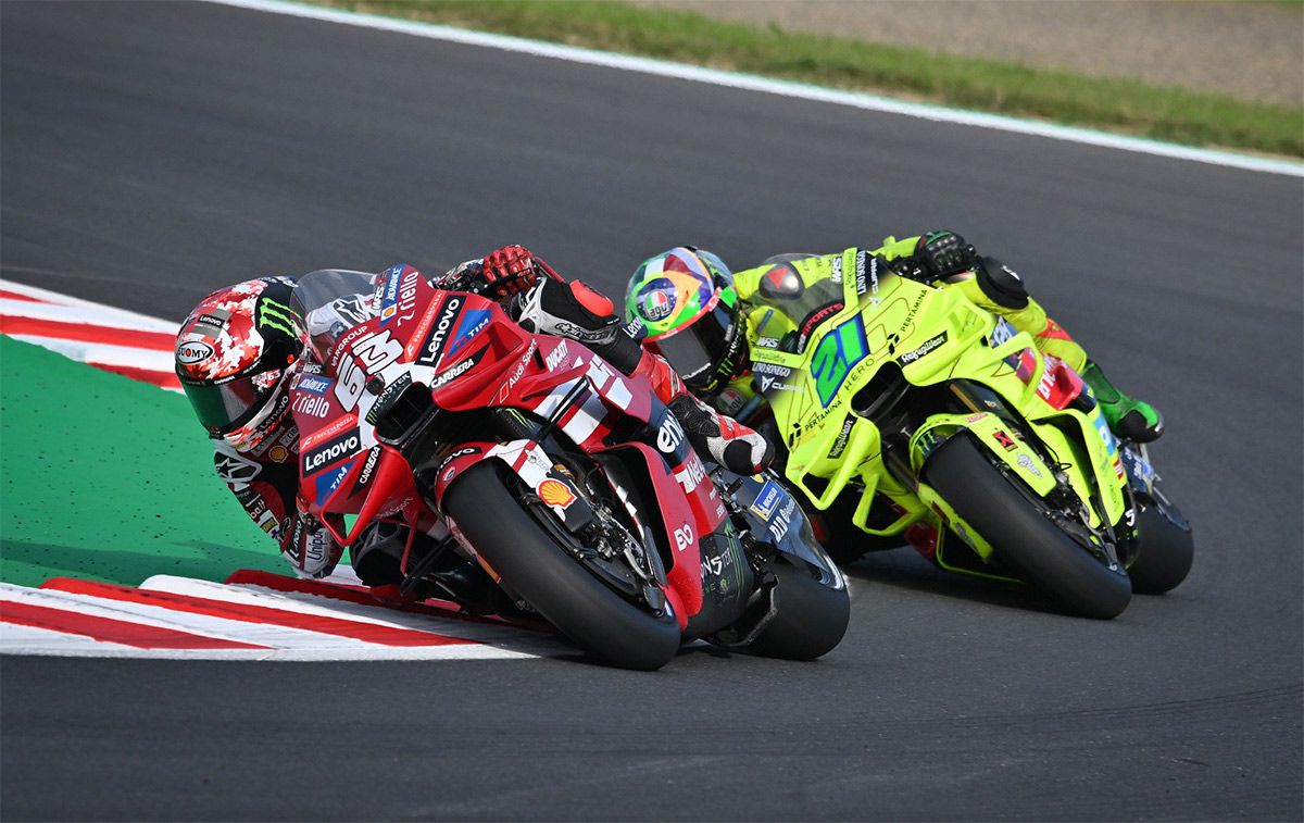 El neumático de Bagnaia se rajó por la mitad en Motegi y MotoGP borra el vídeo - Ilustración 2