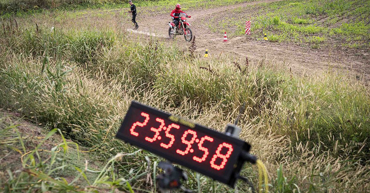 Esta Ducati ha rodado durante 24 horas seguidas y solo ha necesitado una parada para cambiar aceite - Ilustración 1