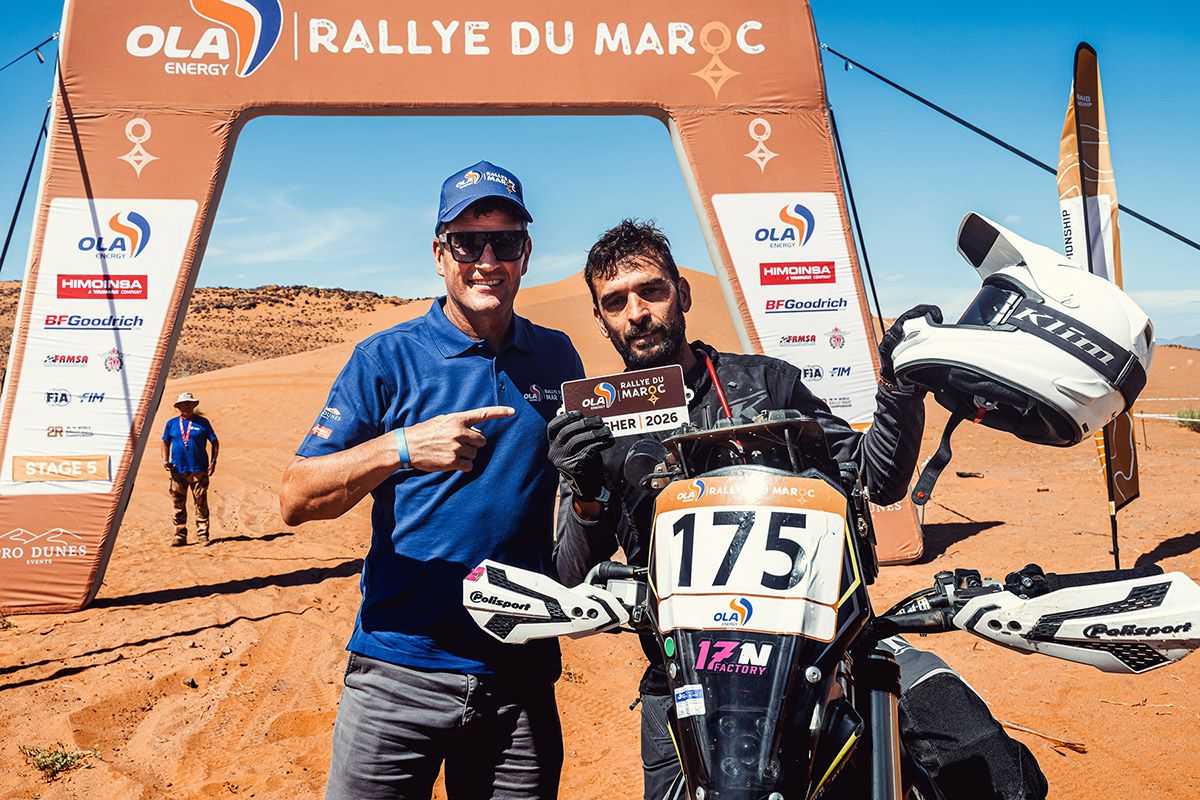 ¿Una Triumph corriendo el Mundial de Rally-Raid? Sí, y ha ganado con un piloto español - Ilustración 3