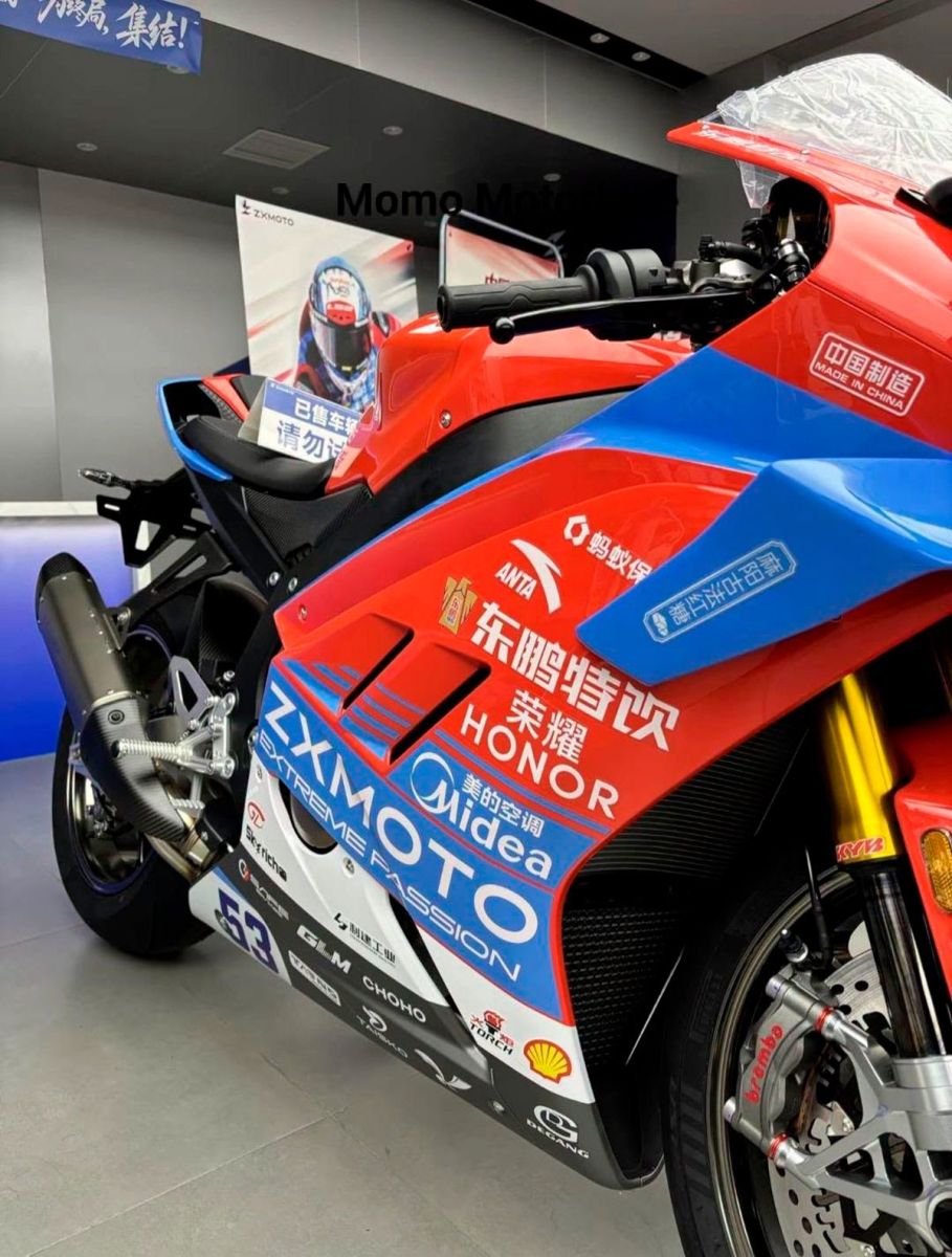 ZXMOTO no se conforma con la 820RR: llega una versión RR-R más potente y mejor equipada - Ilustración 2