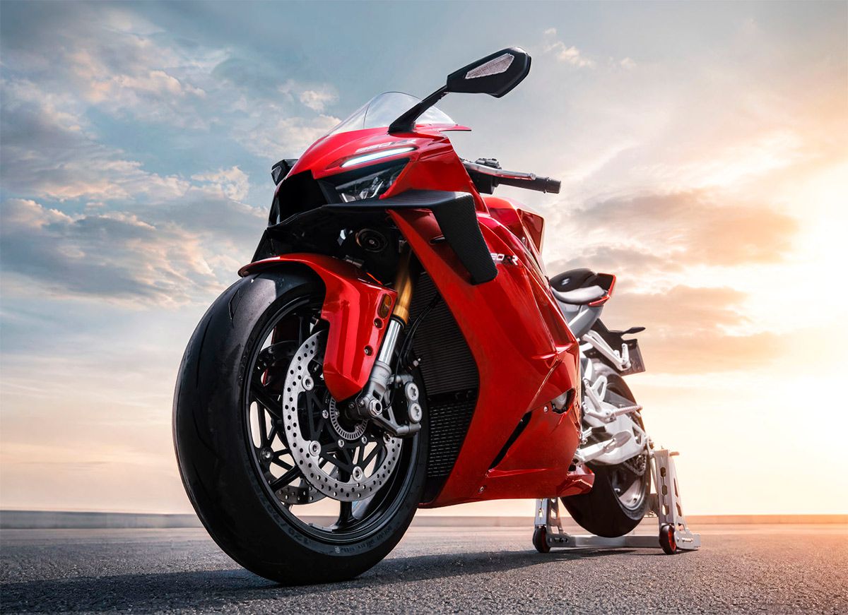 La ZXMOTO 820RR revela su precio y fecha de llegada: una fiera de 135 CV a costo imbatible - Ilustración 2