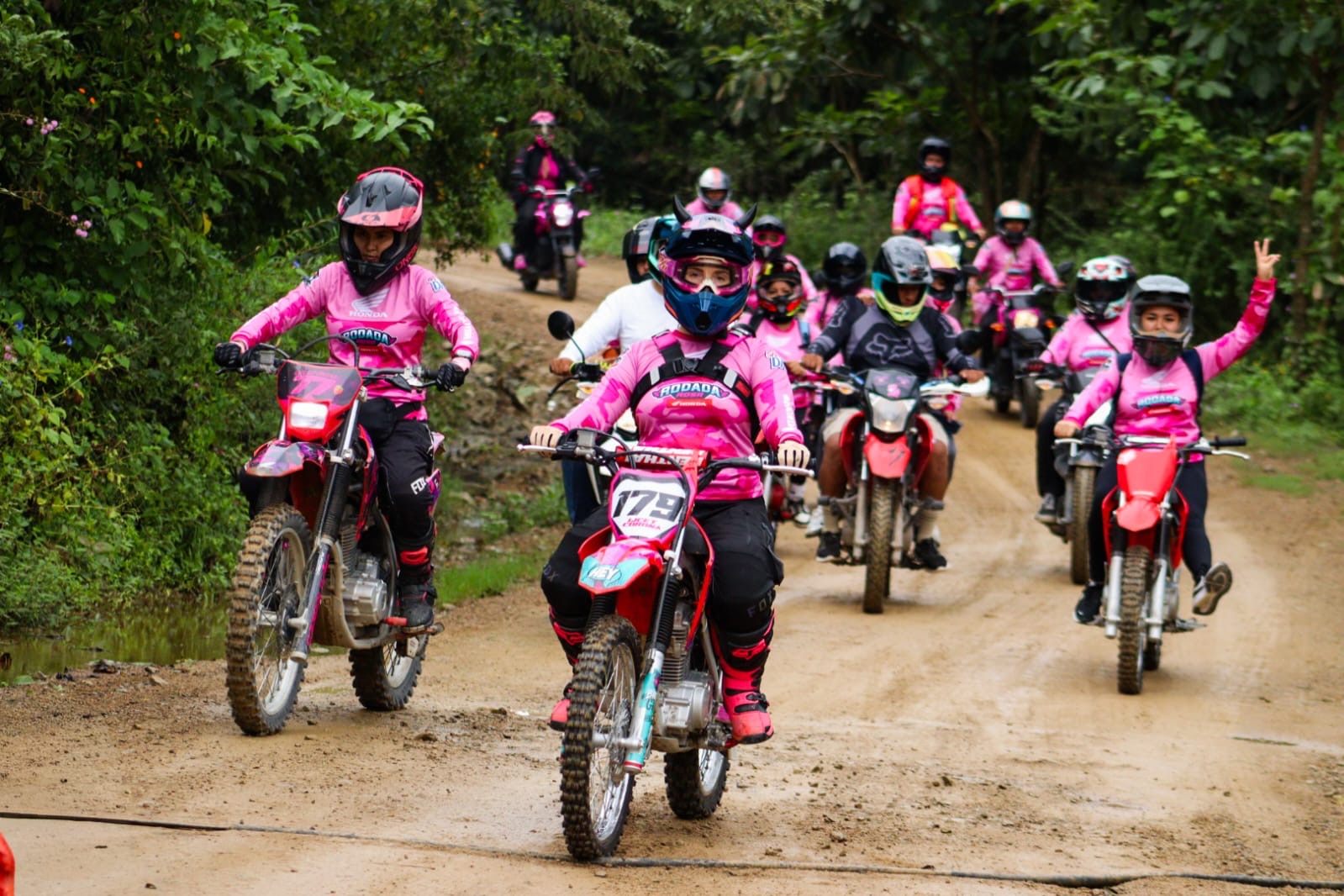 Rodada Rosa Honda: un fin de semana de unión, experiencias y pasión por las dos ruedas