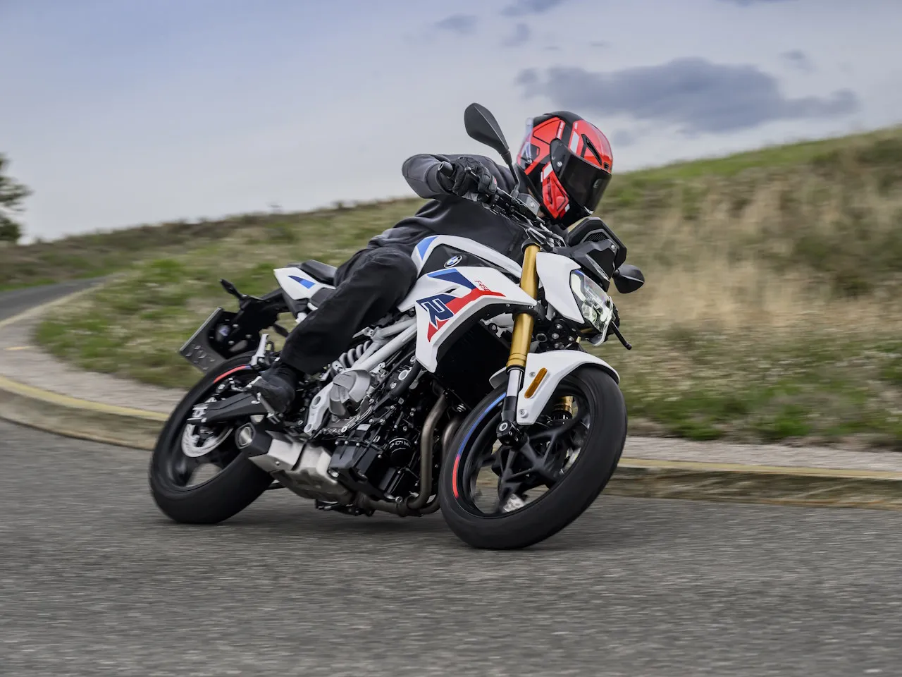 La BMW F450 R quiere que el carnet A2 deje de ser una categoría de compromiso