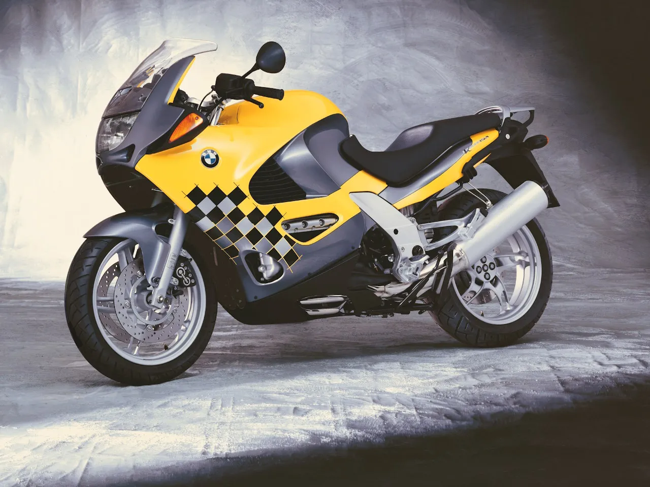 Moto del día: BMW K 1200 RS