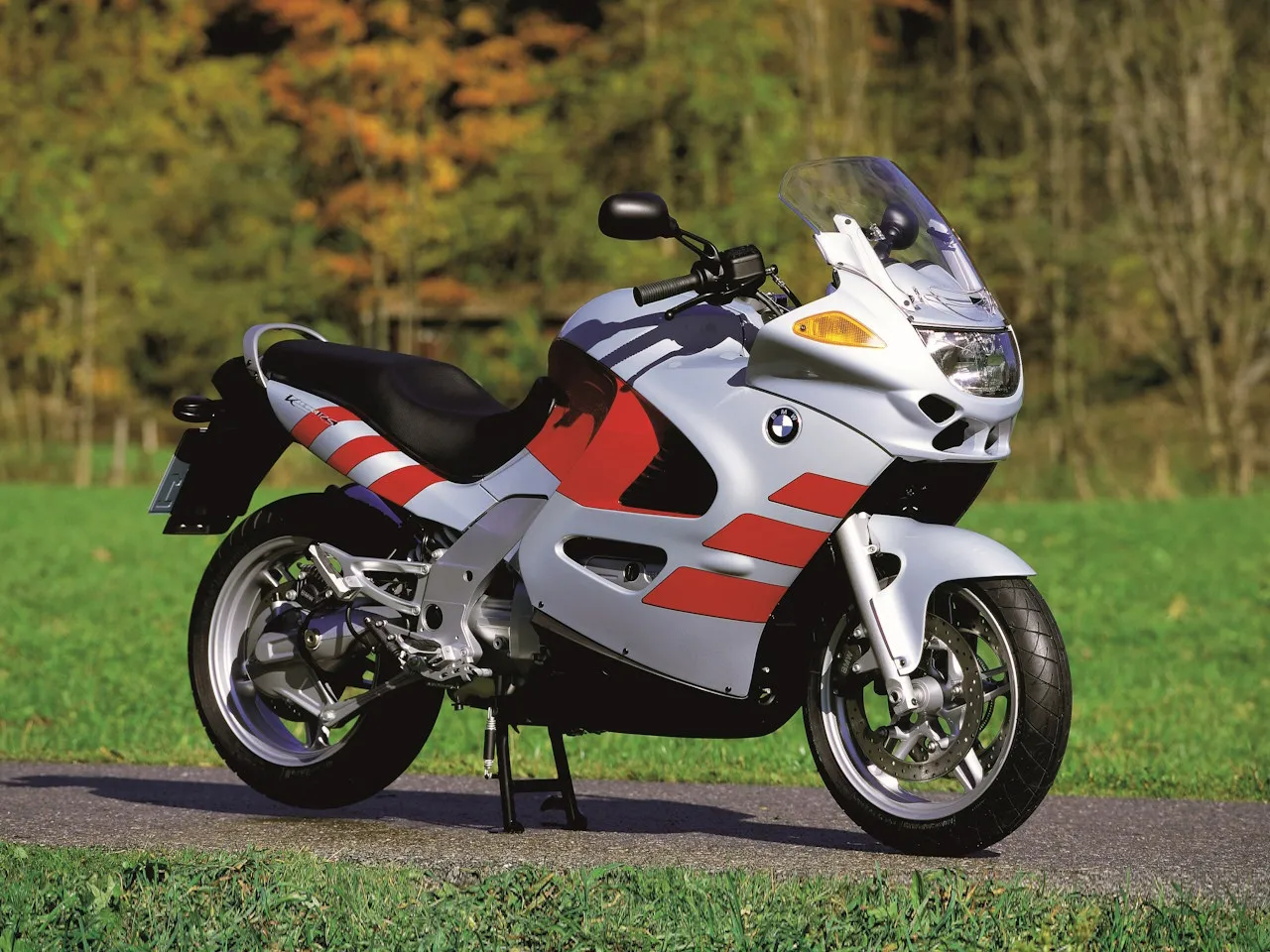 Moto del día: BMW K 1200 RS - Ilustración 1