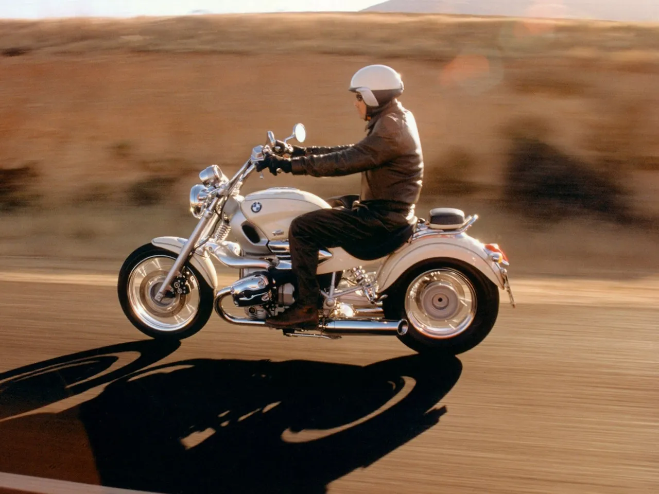 Moto del día: BMW R1200C