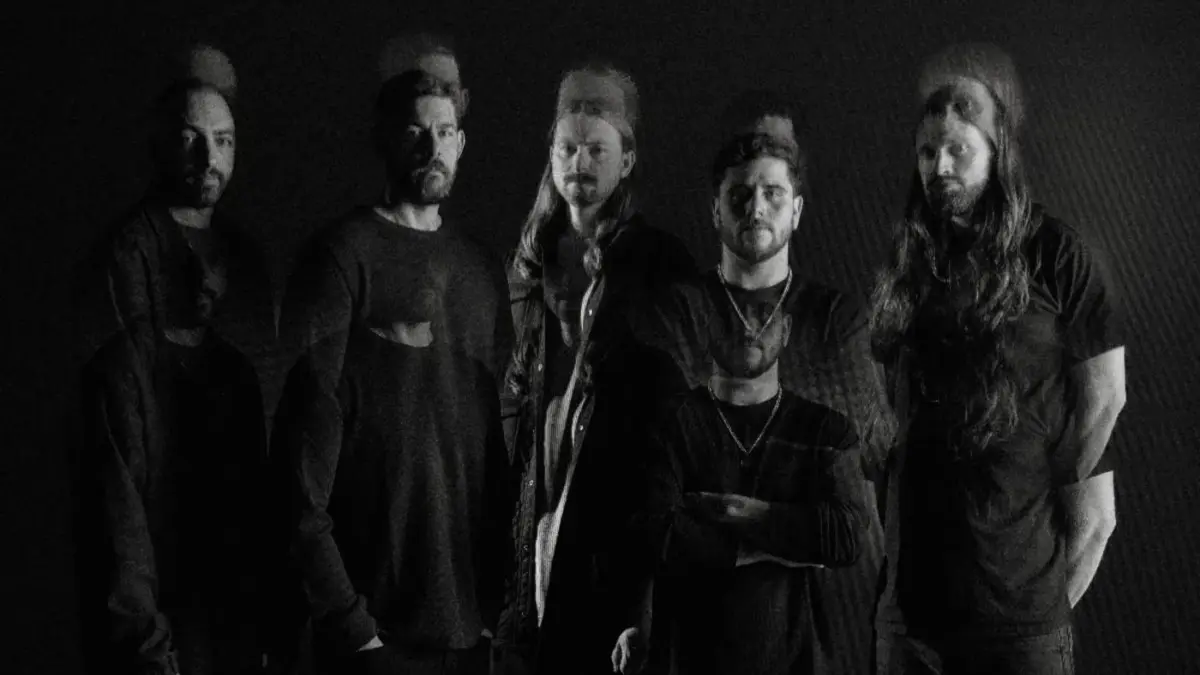 Currents firma con Rise Records y estrena «Retributioner» de su LP