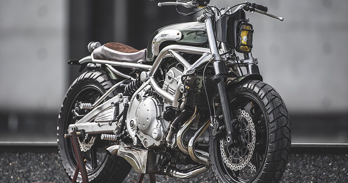 Daily Stunner: A Kawasaki ER-6F by Cowboy's Chopper