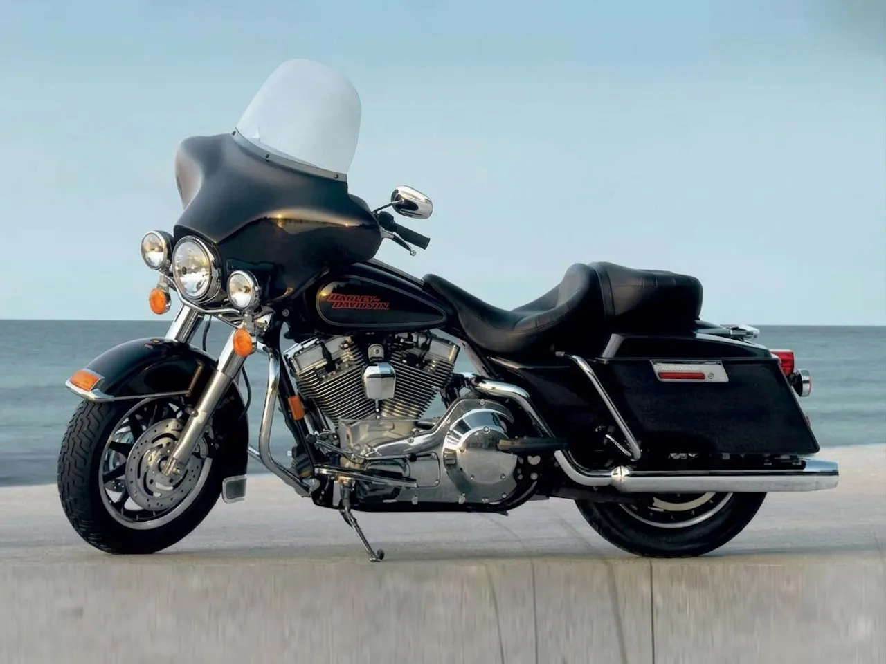 Moto del día: Harley-Davidson FLHXI Street Glide (2006)