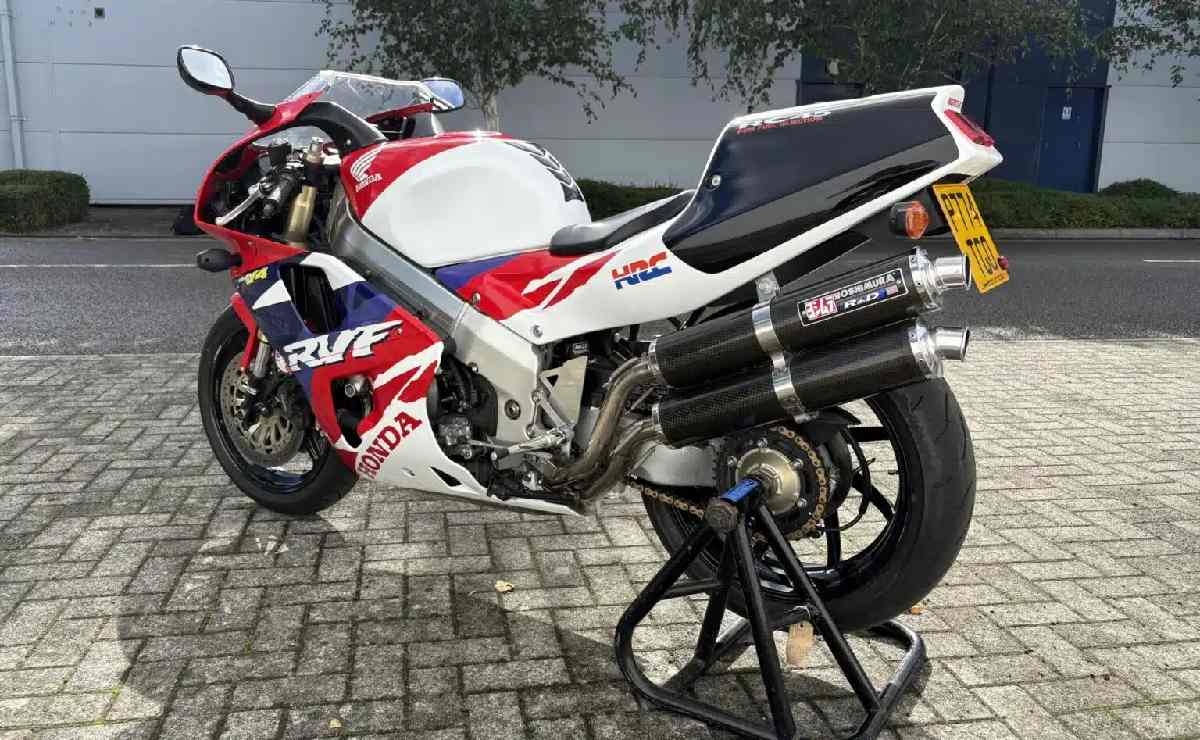 Una Honda histórica se subasta: precio llamativo y un estado excelente - Ilustración 3