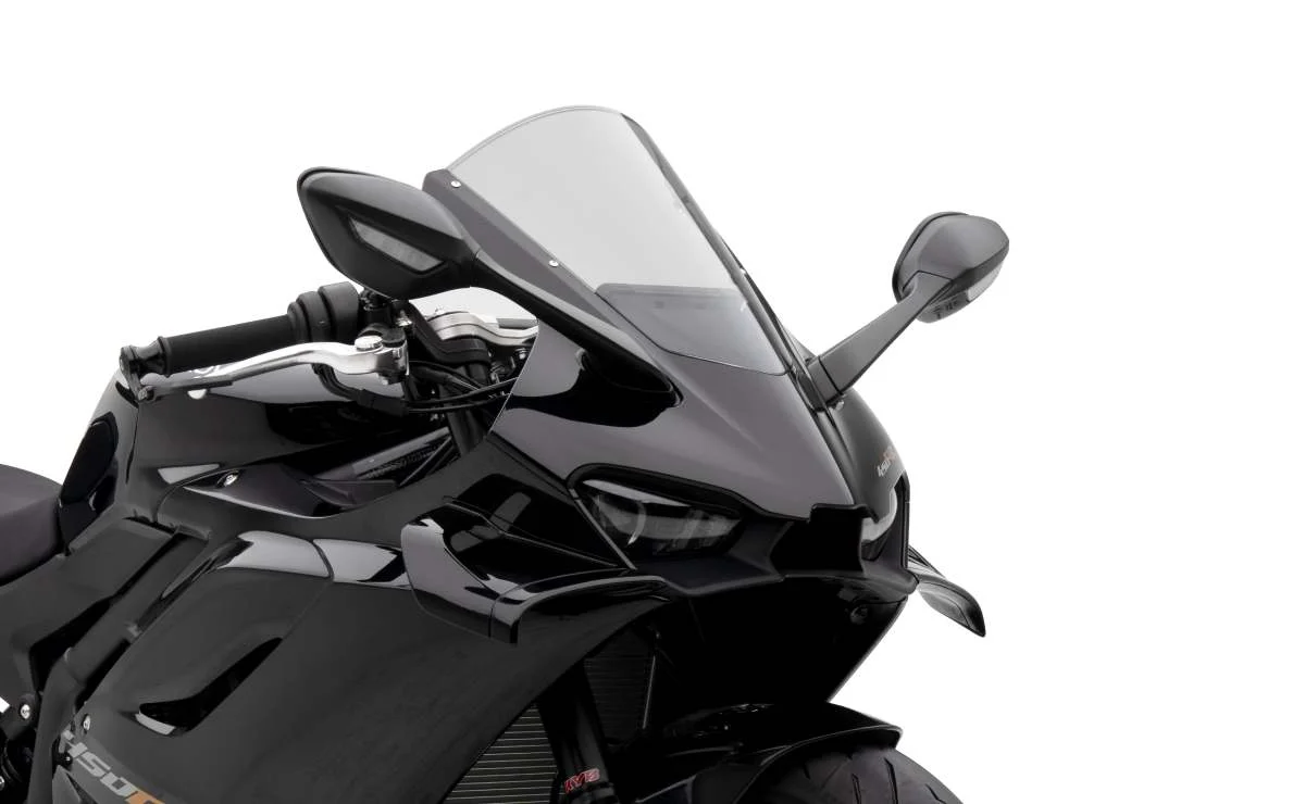 Kove lanzó una deportiva de cuatro cilindros, 450 cc y más de 60 CV: ¿cómo está equipada?
