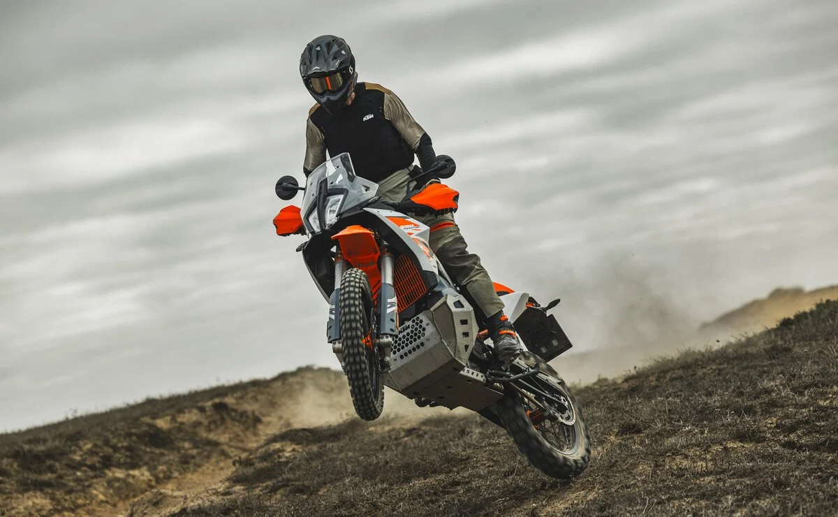¿Más de 120 CV? el regreso de la KTM 990 adventure está muy cerca - Ilustración 3