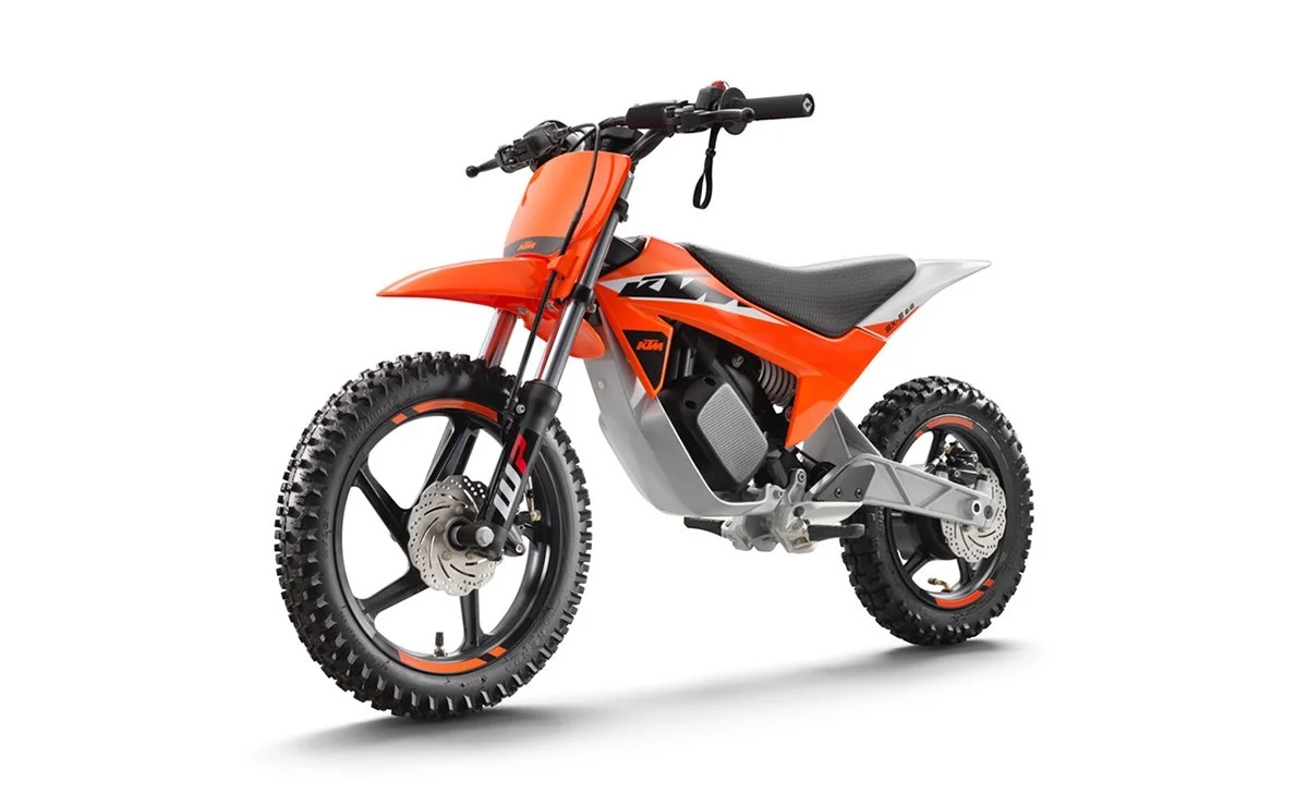 KTM tiene una nueva motocross para principiantes: modos de conducción y ergonomía mejorada - Ilustración 3