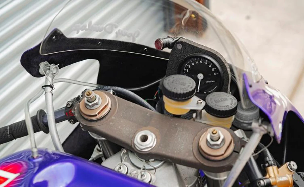 La Honda SP-1 con la que Joey Dunlop ganó su última carrera en el TT sale a subasta tras 20 años - Ilustración 1