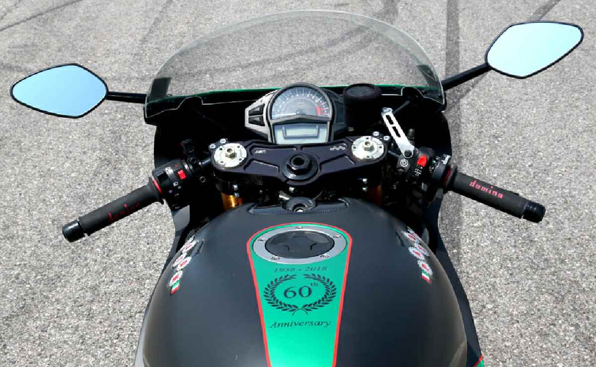 ¿Conocías esta moto deportiva?: desde italia es historia pura del motociclismo