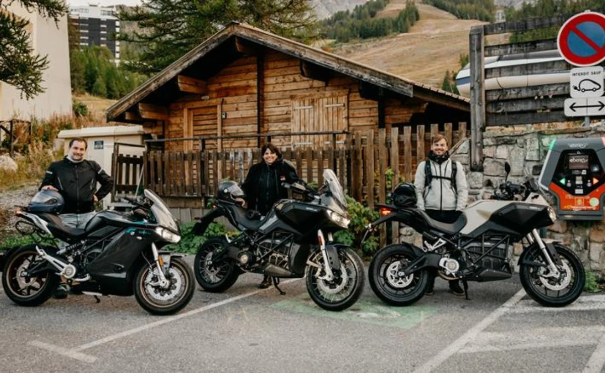 ¿Puede una moto eléctrica reemplazar a una a nafta? La Zero recorrió 436,5 km sin enchufar