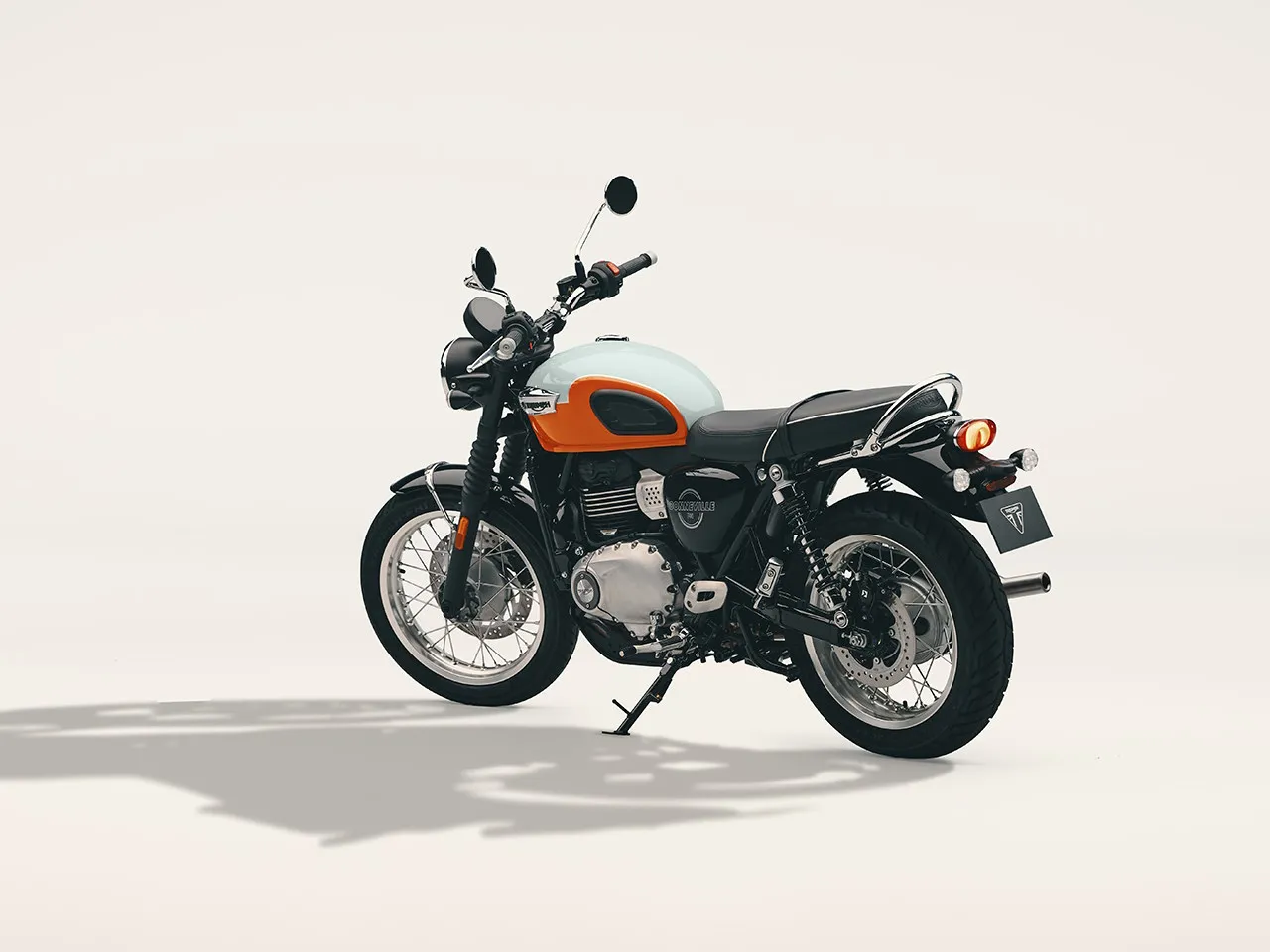 Triumph Bonneville T40: la Bonnie baja un escalón para democratizar el mito - Ilustración 1