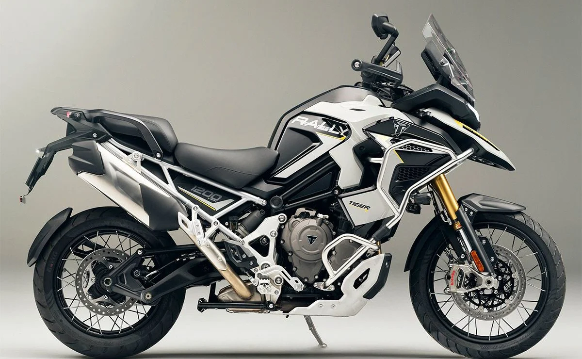 Triumph retoca chasis, motor y electrónica de sus trails para 2027 - Ilustración 2
