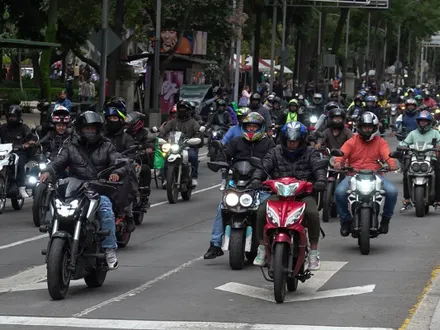 México cuadruplica sus motos en una década; la seguridad vial, el reto: The Economist - Ilustración 2